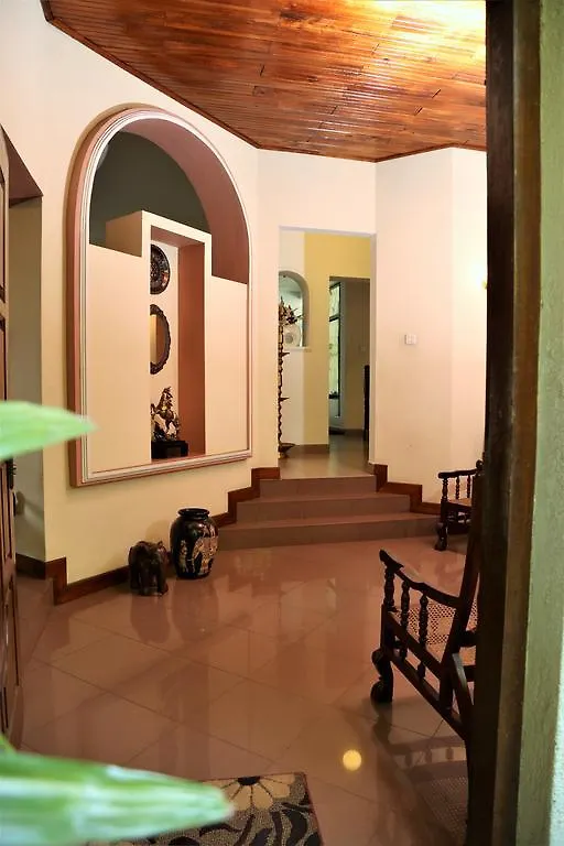 Glory Homestay Kandy